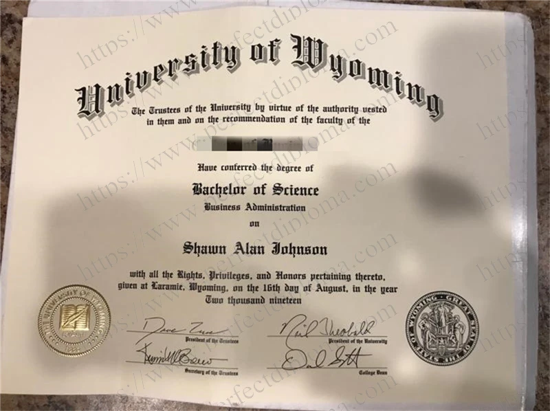 Can i get to buy University of Wyoming fake diploma?